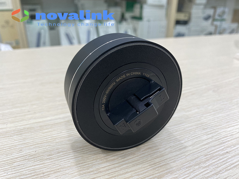 Novalink KZA-02: Ổ điện lắp cho thanh ray trượt tiện lợi